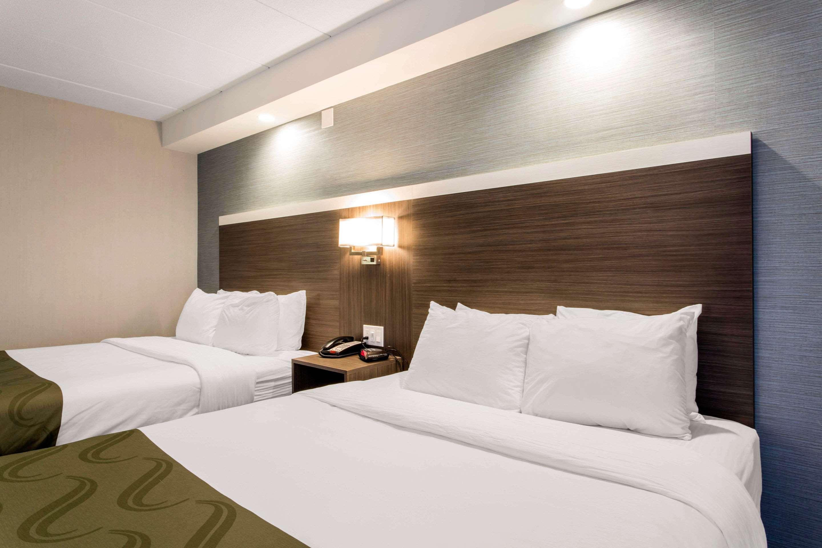 Quality Inn West Springfield Kültér fotó