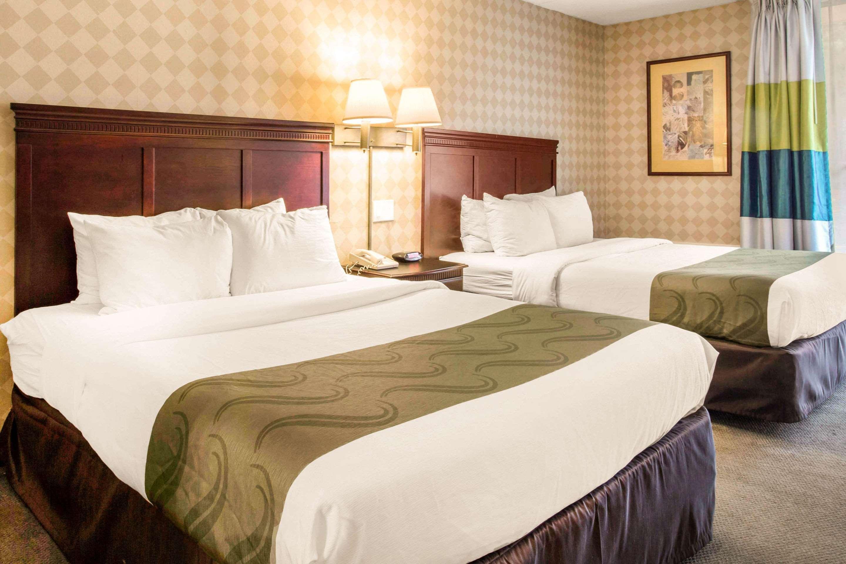 Quality Inn West Springfield Kültér fotó