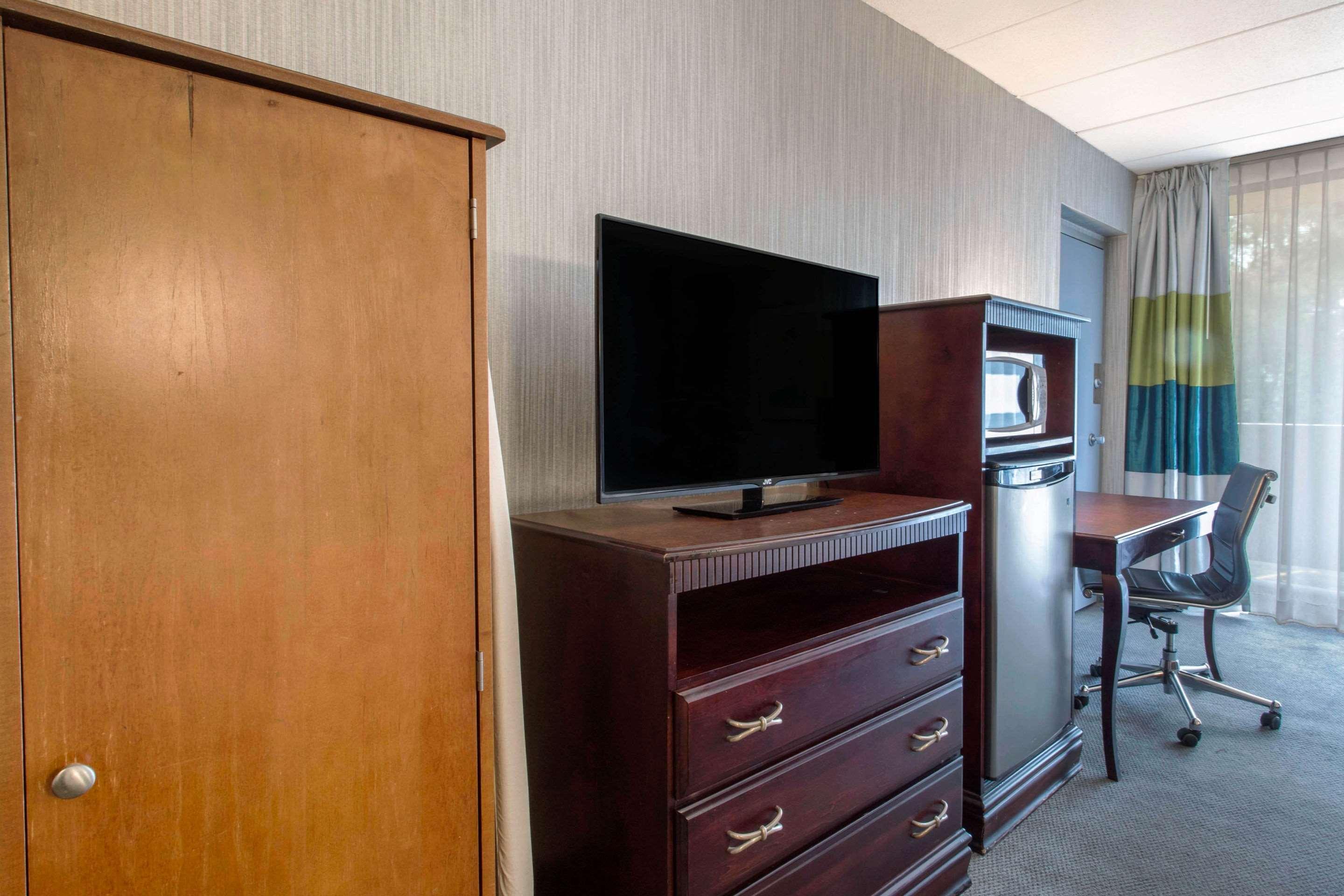 Quality Inn West Springfield Kültér fotó