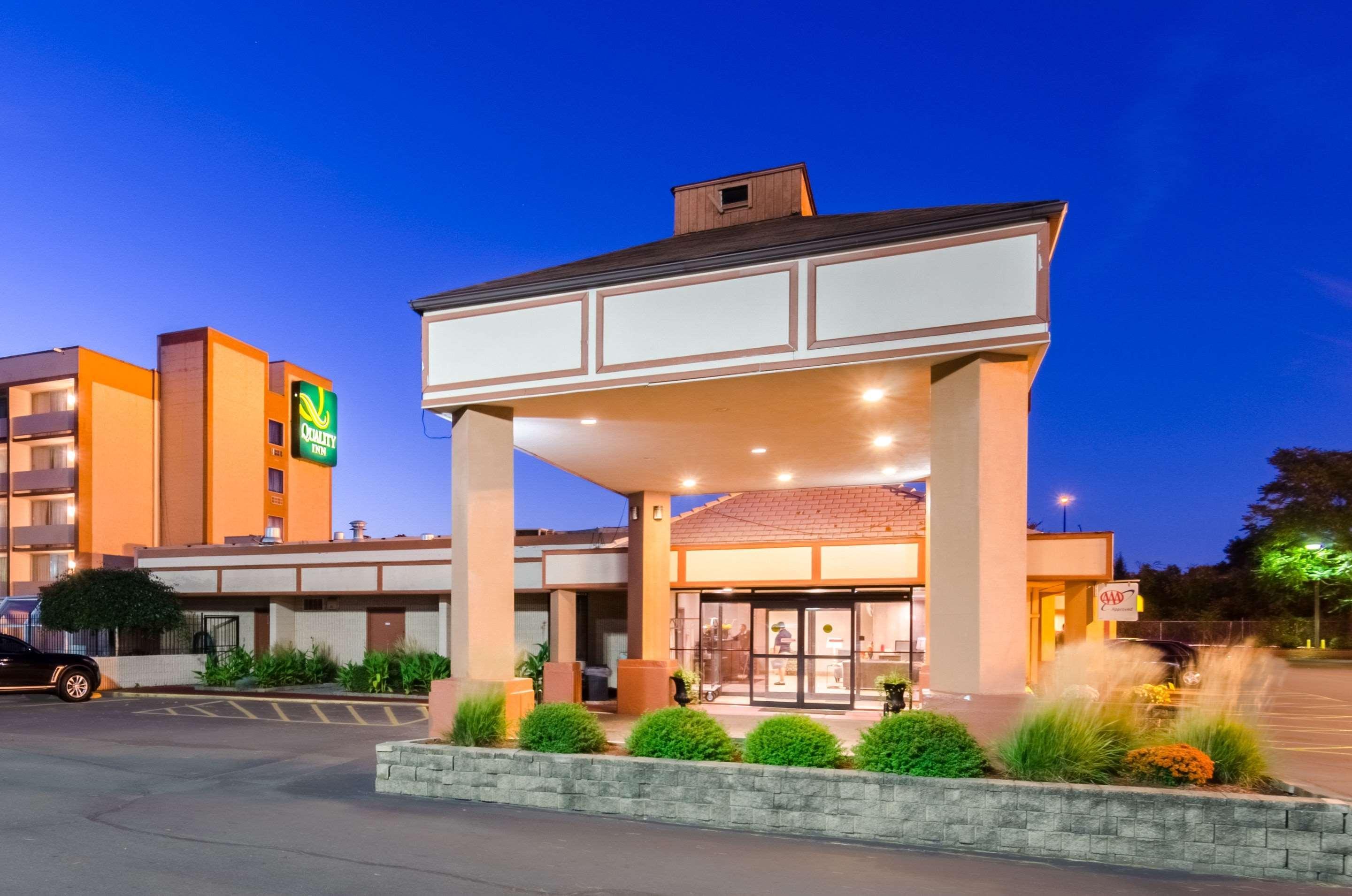 Quality Inn West Springfield Kültér fotó