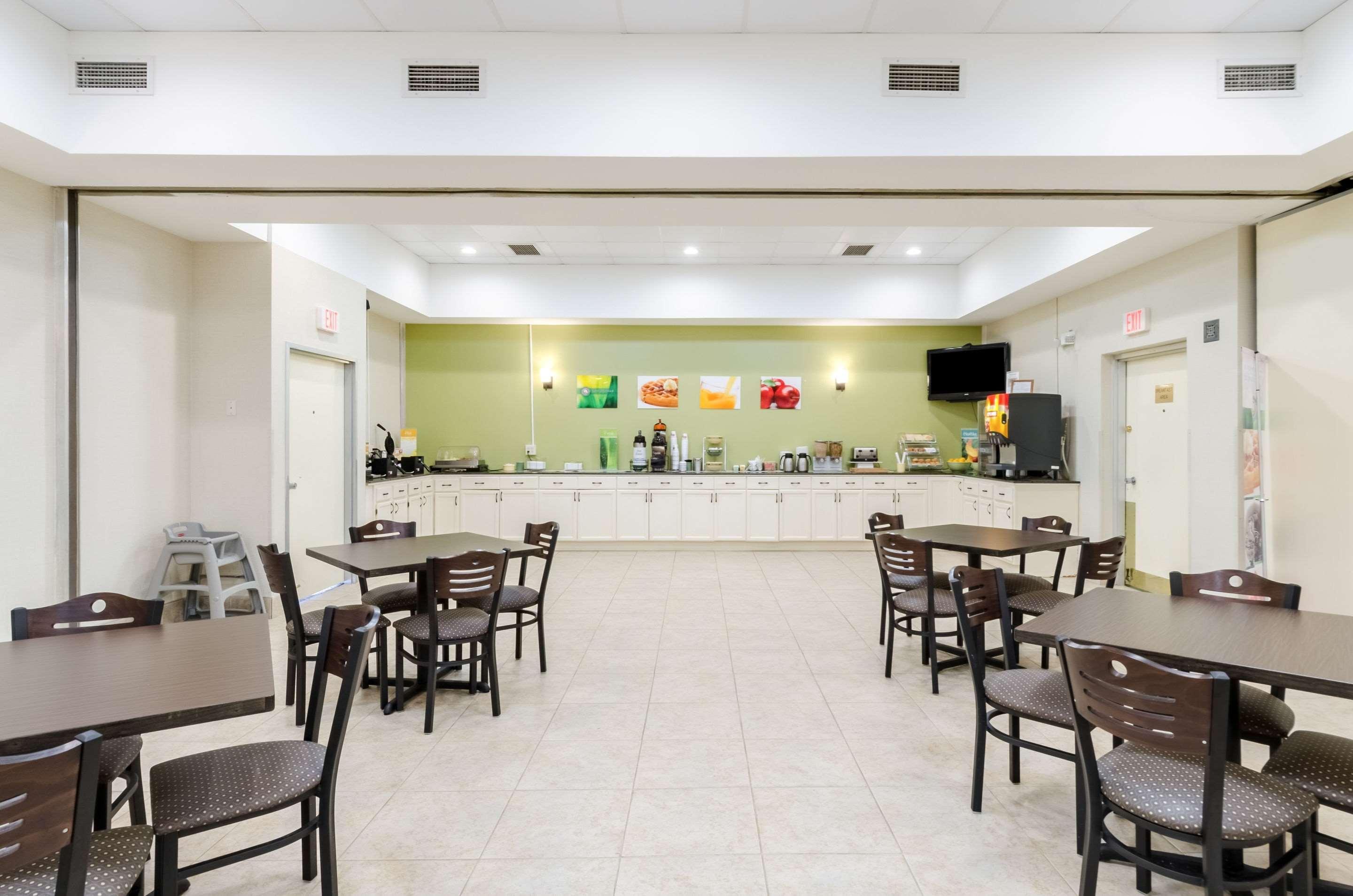Quality Inn West Springfield Kültér fotó