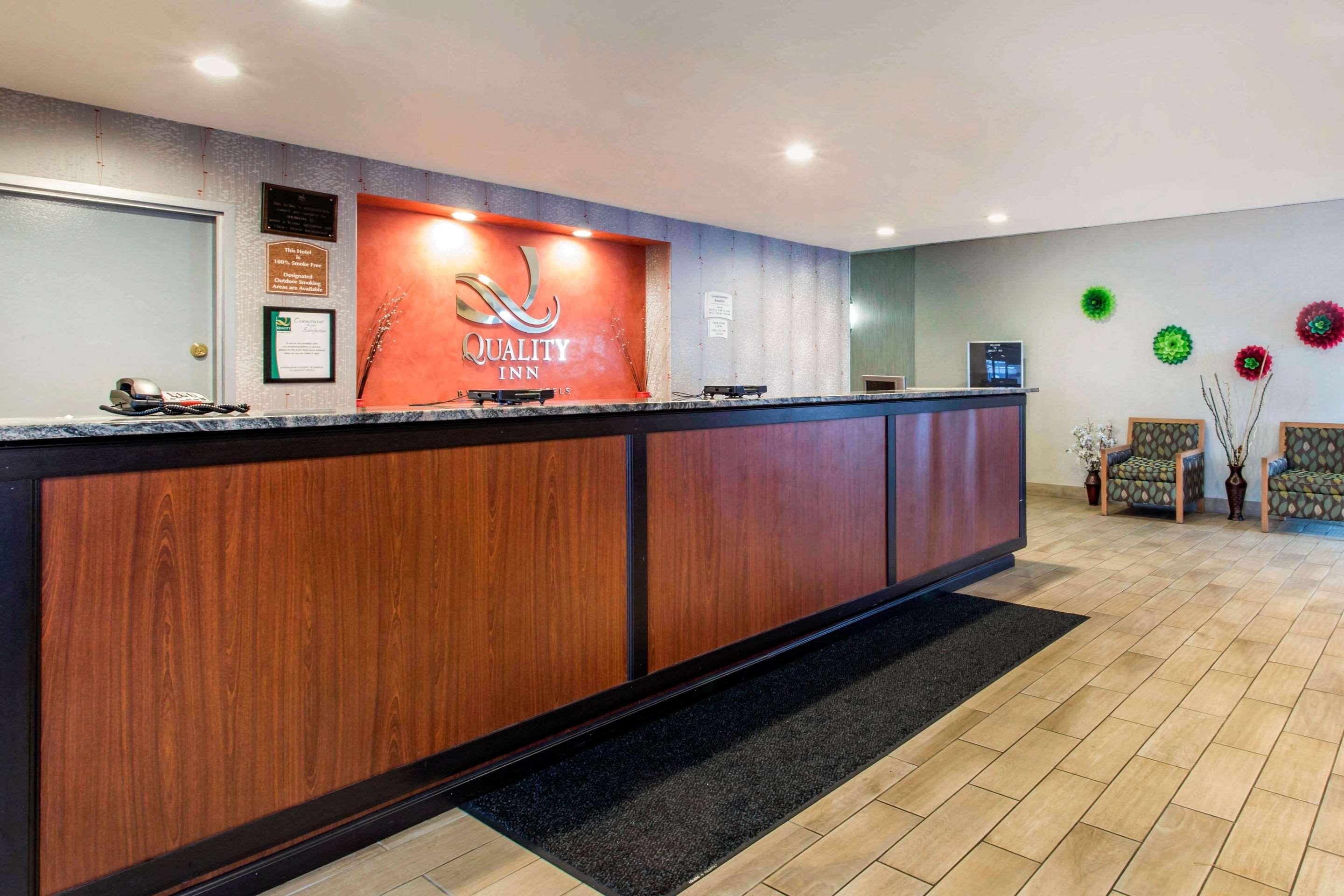 Quality Inn West Springfield Kültér fotó