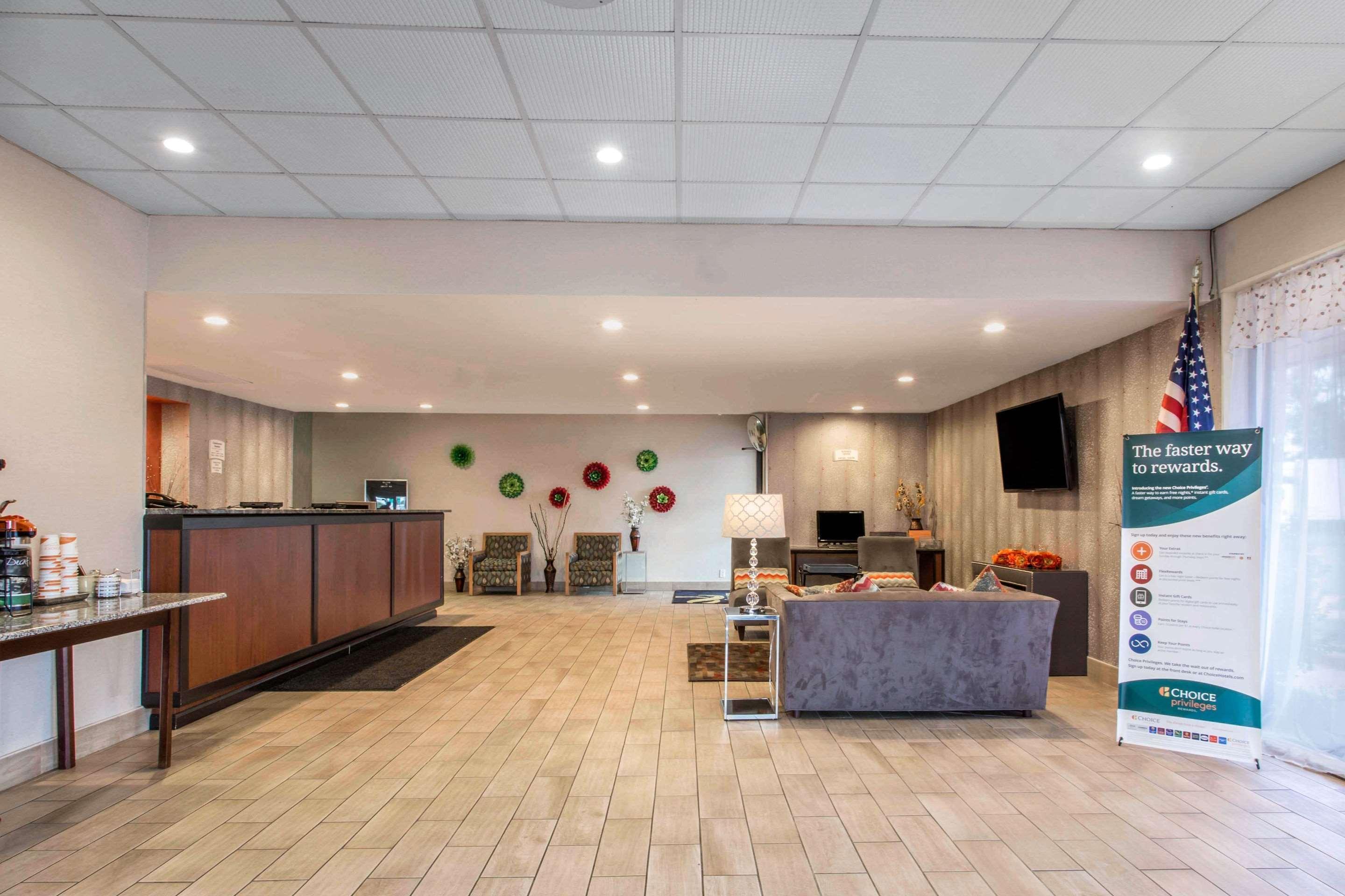 Quality Inn West Springfield Kültér fotó