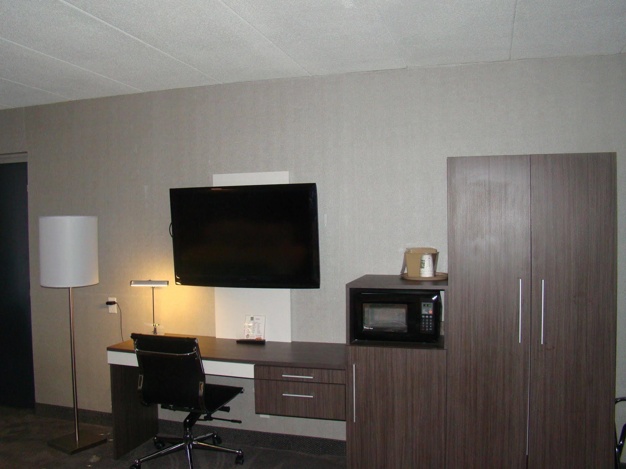 Quality Inn West Springfield Kültér fotó